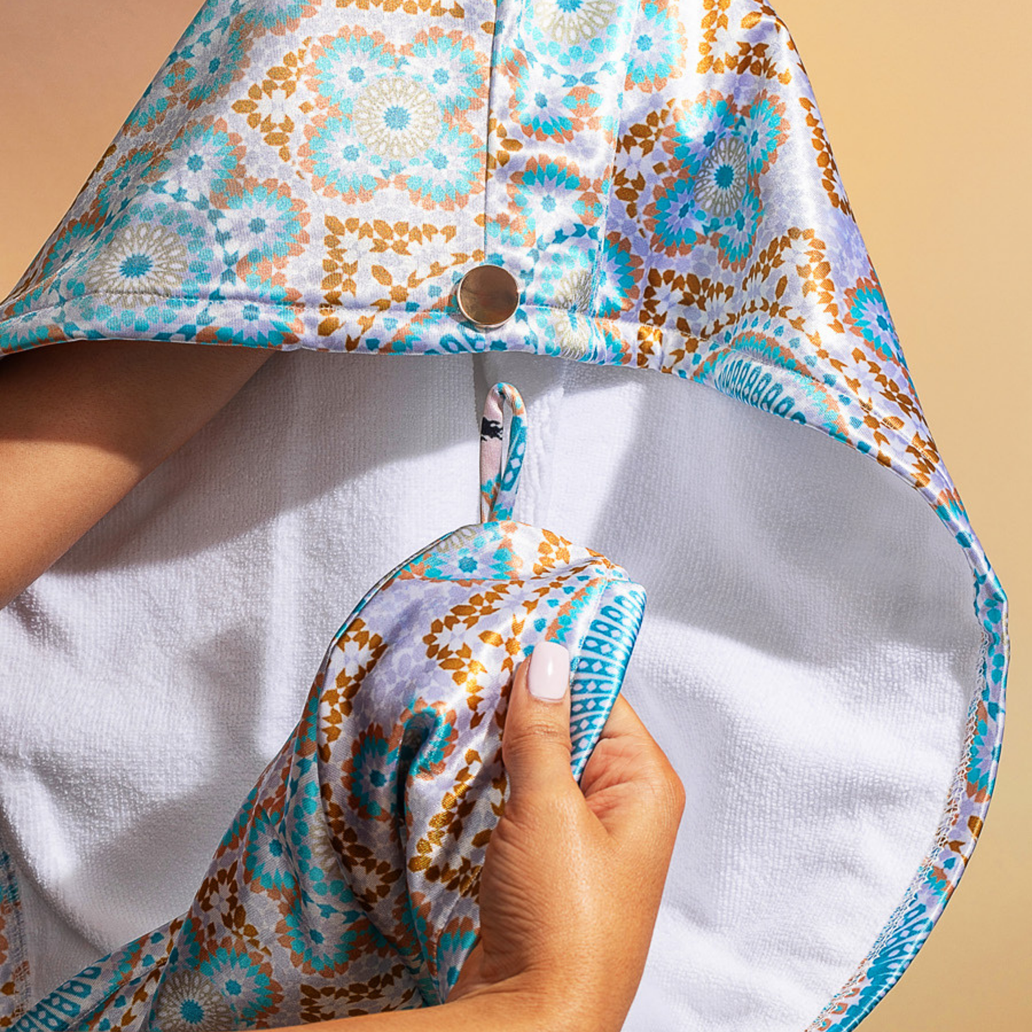 Bounce Curl Satin Microfiber Turban - Forpöntun