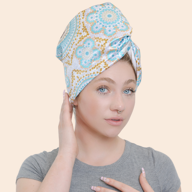 Bounce Curl Satin Microfiber Turban - Forpöntun
