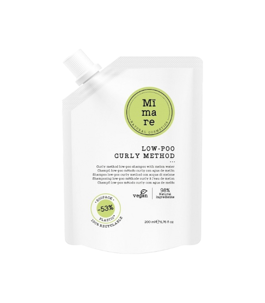 Mïmare Low Poo Shampoo bottle for gentle cleansing of curly hair with melon water and aloe vera